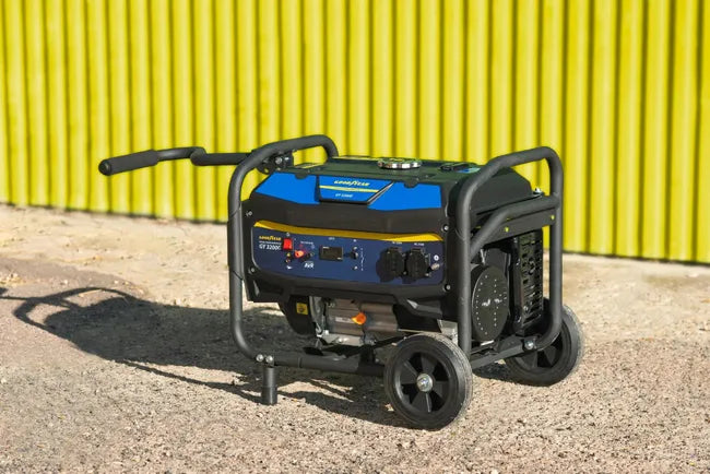 Planta Eléctrica Gasolina Arranque Manual de 3200 W, GOODYEAR